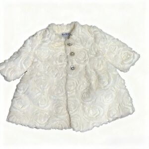 Blueberi Boulevard Baby Girl White Rosette Faux Fur Coat | Size 12M
